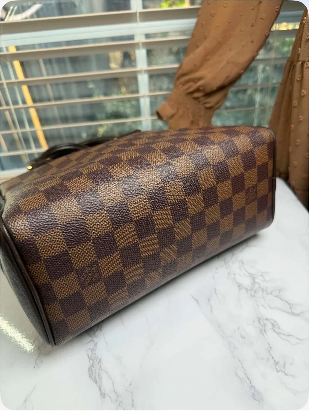 Louis Vuitton Brera Black Messenger Bag